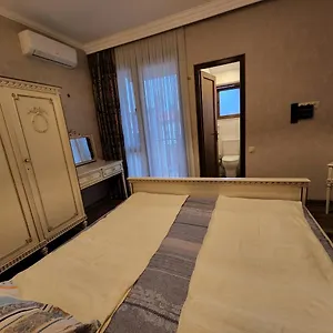  Apartament In Old Town Gruzja